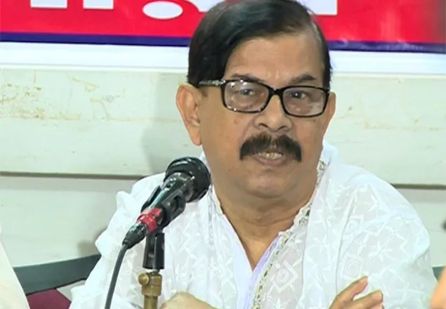 সংসদ ভেঙে দিয়ে সেনা মোতায়েনের দাবি মান্নার