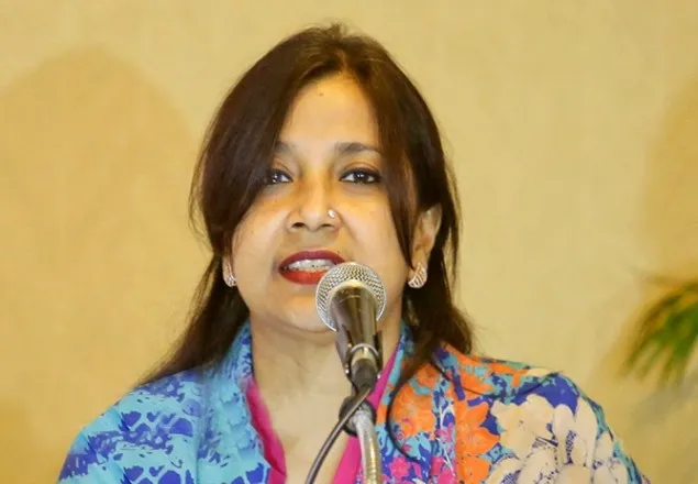 নারীদের ইন্টারনেট ব্যবহারে বিনামূল্যে ২০ লাখ সিম