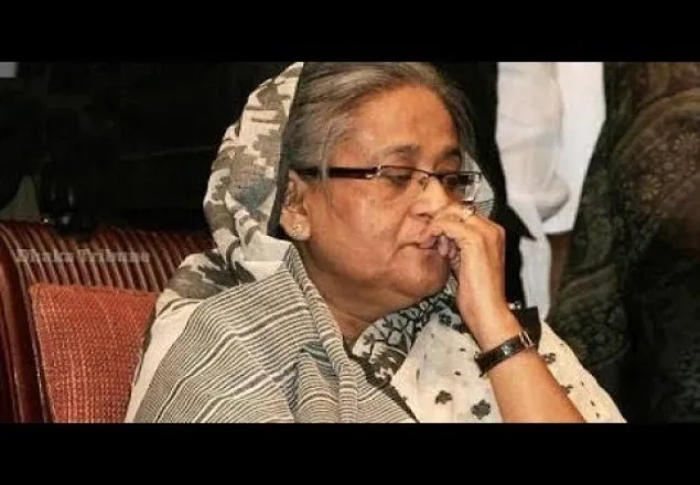 নানামুখী চাপে সরকার