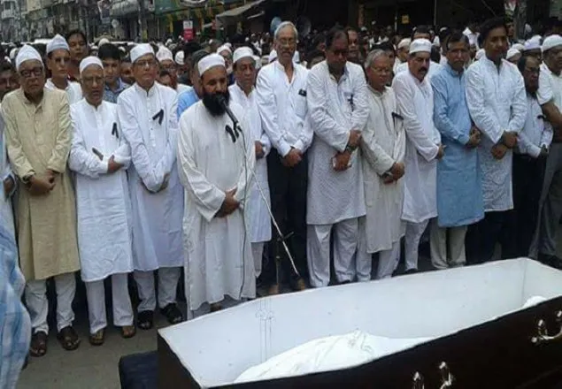 কুমিল্লায় নেয়া হচ্ছে এম কে আনোয়ারের মরদেহ