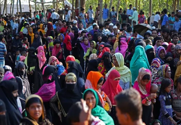 ৩ লাখ ছাড়িয়েছে রোহিঙ্গা নিবন্ধন