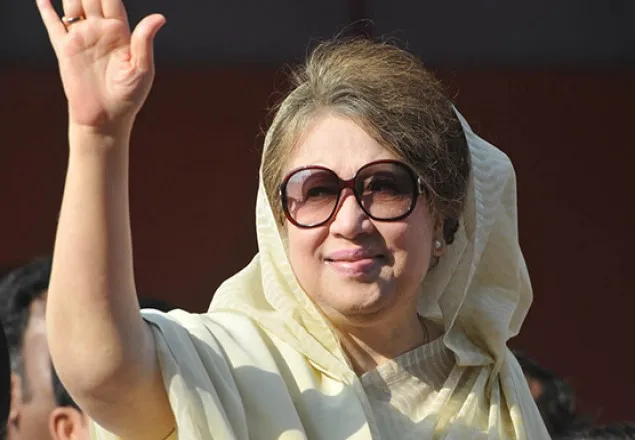 রোহিঙ্গা শিবির পরিদর্শনে চট্টগ্রামের পথে খালেদা জিয়া