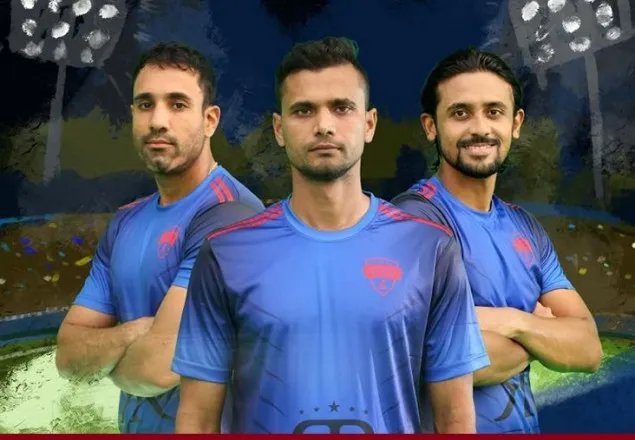 টস জিতে ফিল্ডিংয়ে মাশরাফির রংপুর 