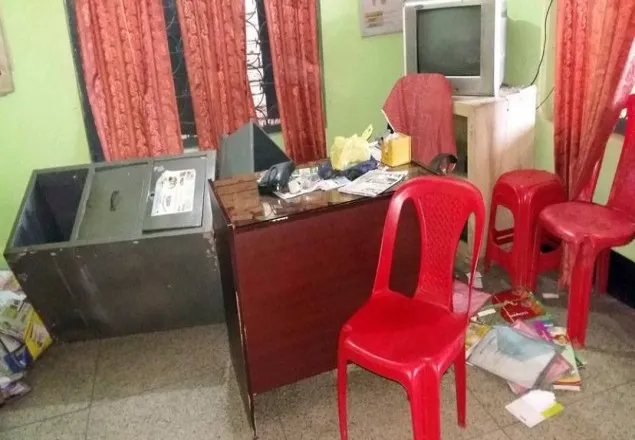ডাক্তারের অবহেলায় প্রসূতির মৃত্যু, ক্লিনিক ভাংচুর