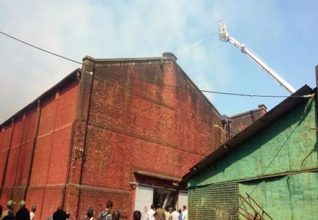 চট্টগ্রামে আমিন জুট মিলে অগ্নিকাণ্ড, আহত ৩