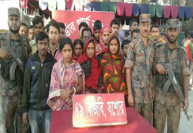 বেনাপোল সীমান্তে ২৪ জন গ্রেফতার