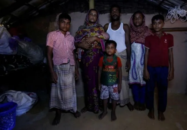 ৩৮ দিন কাজের পর রোহিঙ্গা শিশুর বেতন ৫০০ টাকা  