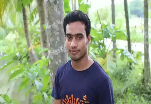 গ্রেফতারের ৪দিন পরেও আদালতে হাজির করা হয় নি কলেজ ছাত্রকে