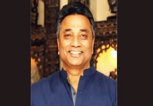 নিজ বাসভবনে মেয়র আনিসুল