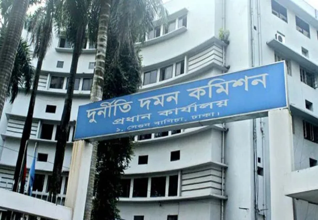 আট স্কুলের ৯৭ শিক্ষকের বিরুদ্ধে শাস্তির সুপারিশ দুদকের
