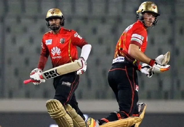 টস হেরে ব্যাটিংয়ে কুমিল্লা