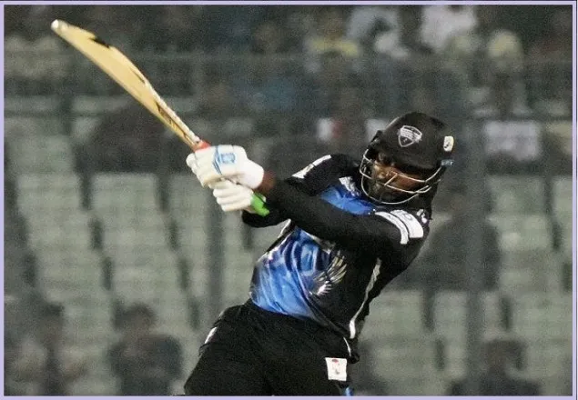 গেইলের দানবীয় সেঞ্চুরিতে রংপুরের জয়, খুলনার বিদায়