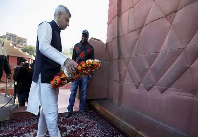 জালিয়ানওয়ালাবাগ হত্যাকাণ্ডের জন্য ব্রিটিশদের ক্ষমা চাওয়া উচিত: সাদিক