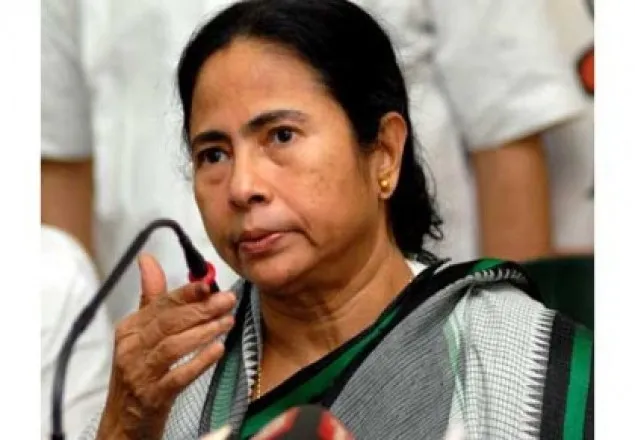 ধর্ম নিয়ে রাজনীতি করছে বিজেপি: মমতা