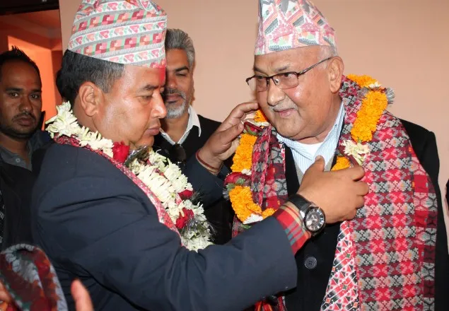 নেপালে বামজোটের জয়, টেনশনে ভারত