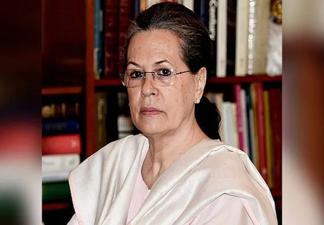 অবসর নেয়াই কাজ এখন, জানালেন সোনিয়া গান্ধী