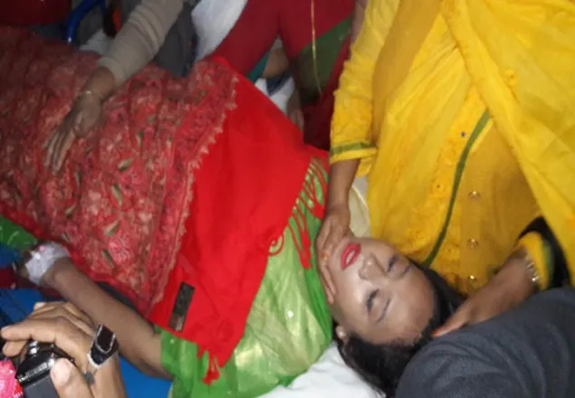 এমপির মেয়েকে ছুরিকাঘাত