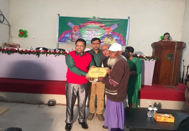 বেনাপোলে ৫ মুক্তিযোদ্ধাকে সম্মাননা ও অনুদান প্রদান 