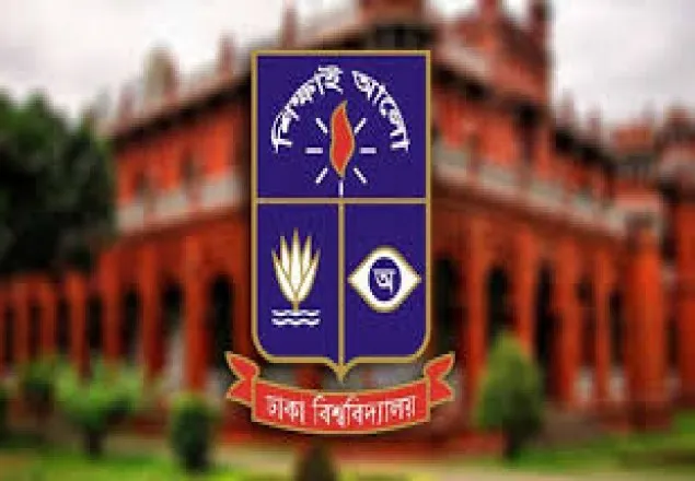 ঢাবিতে সাংবাদিকের ওপর কর্মকর্তাদের হামলা