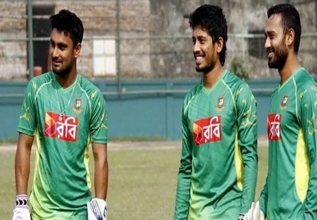 এক ক্রিকেটারের কারণে অন্যদের পায়ে ‘শিকল’