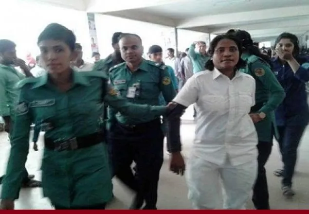 চট্টগ্রামে মিয়ানমার গুপ্তচর আটক   