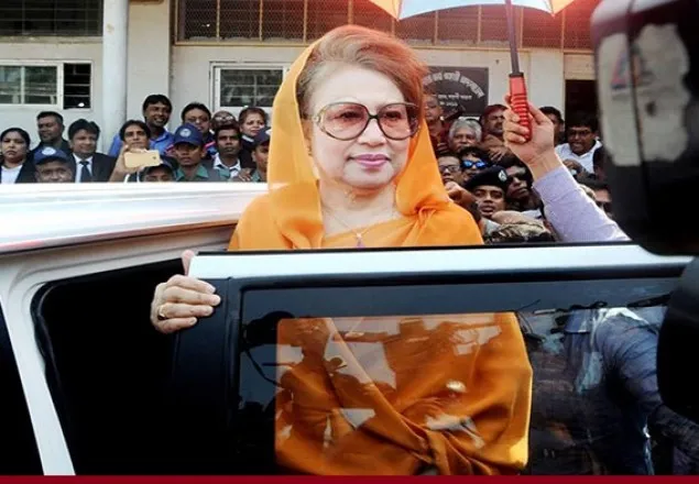 আদালতে খালেদা জিয়া, যুক্তিতর্ক চলছে  