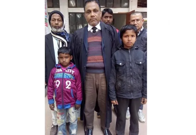 সন্ত্রাসী মামলায় হাজিরা দিলেন ৫ ও ৮ বছরের শিশু