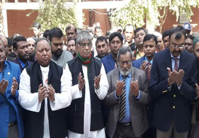 প্রধানমন্ত্রী ডুবন্ত নৌকাকে তোলার দায়িত্ব দিয়েছেন : জব্বার