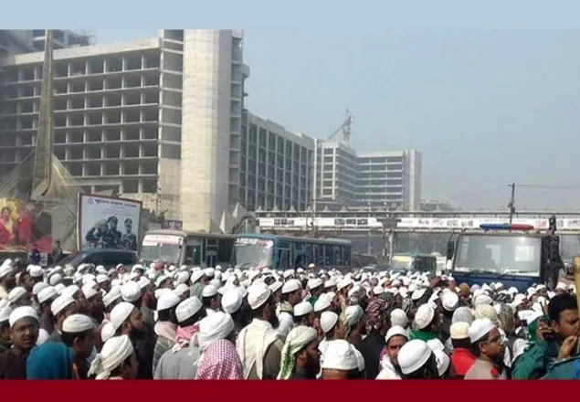 মাওলানা সা’দকে ঠেকাতে বিমানবন্দরে তাবলিগ জামাতের বিক্ষোভ 
