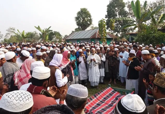 এয়াকুব আলী চৌধুরীর পিতার জানাযায় হাজারো মানুষের ঢল 
