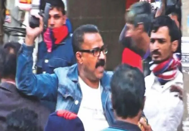 পুলিশ না পেলেও থানায় জিডি করলেন নিয়াজুল
