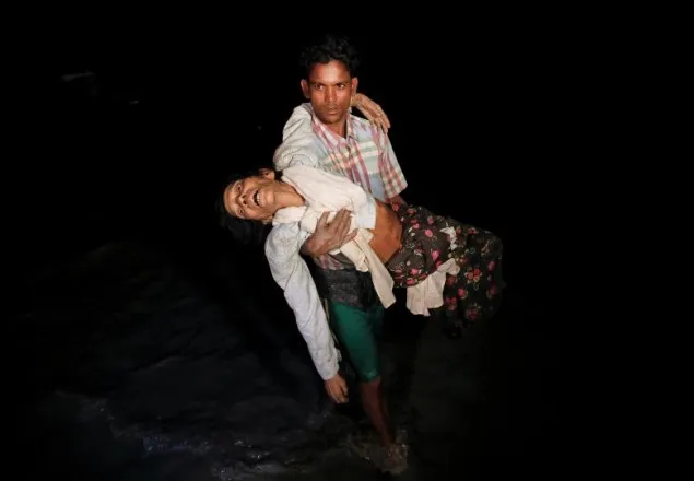 রোহিঙ্গা ক্যাম্পে দুর্বৃত্তদের গুলিতে নিহত ১