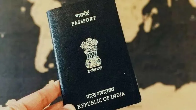 ভারতীয় পাসপোর্টে ইতালি যাওয়ার পথে বাংলাদেশি গ্রেপ্তার