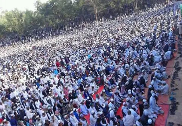 লাখো ভক্তের অশ্রুজলে বিদায় নিলেন মাওলানা আবদুল হাই(রাহঃ)