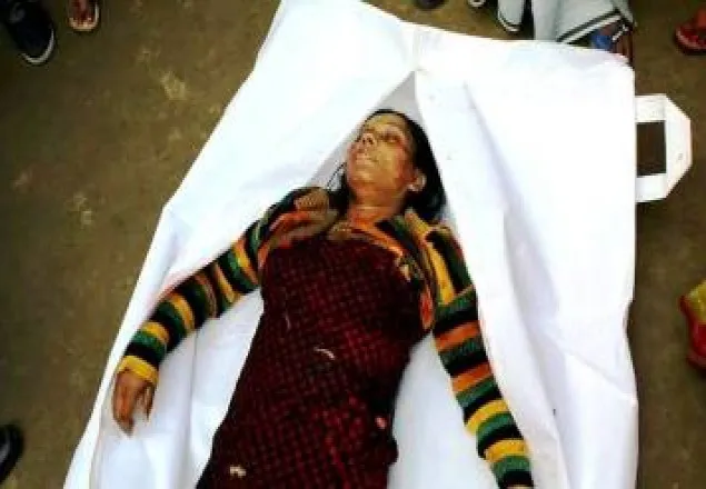 স্ত্রীকে জবাই করে হত্যার পর স্মামীর আত্মহত্যার চেষ্টা
