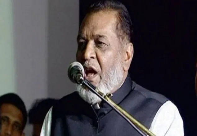 দুর্নীতি দেখাতে পারলে মন্ত্রীত্ব ছেড়ে দেব