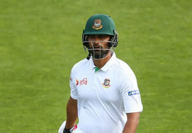 ৩ উইকেট হারিয়ে বিপাকে বাংলাদেশ