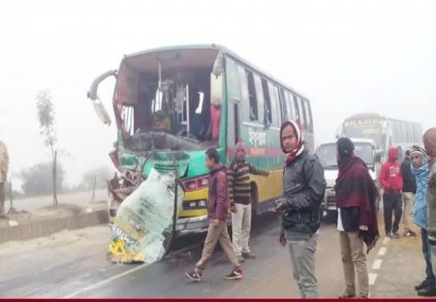 ময়মনসিংহে একের পর এক পাঁচ বাসের ধাক্কা, আহত ৪০ 