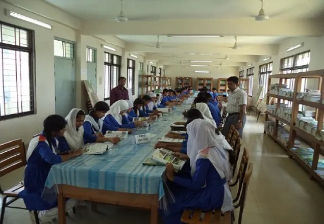 ক্লাস রুটিনে লাইব্রেরি ঘণ্টা চালু না করলে শাস্তি
