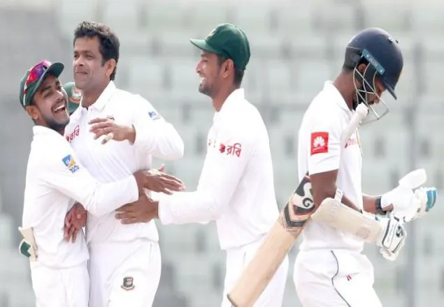 রাজ্জাকের পর তাইজুলের আঘাত