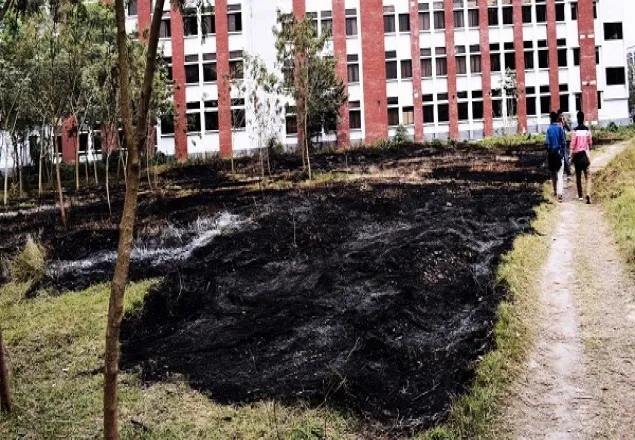 বহিরাগতদের দেয়া আগুনে বার বার পুড়ছে বেরোবি ক্যাম্পাস