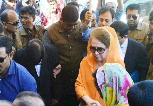 জেলকোড অনুযায়ী খালেদার ডিভিশন দেয়ার নির্দেশ