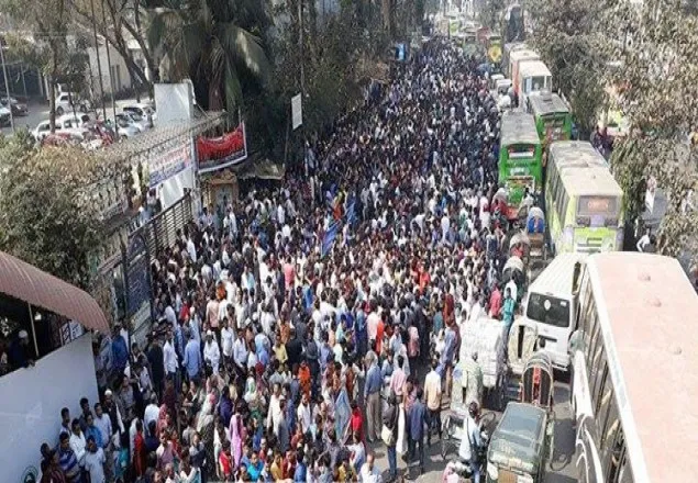 খালেদার মুক্তির দাবিতে বিএনপির মানববন্ধন