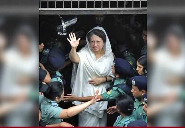 নাশকতা মামলায় খালেদা জিয়া গ্রেফতার  