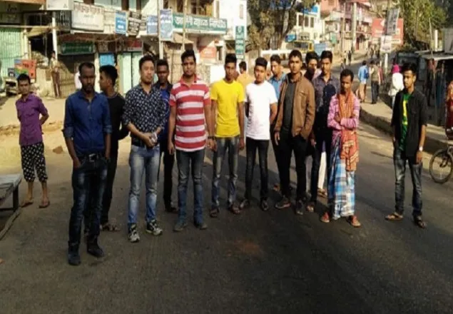 পুলিশের সঙ্গে সংঘর্ষের ঘটনায় রাঙ্গামাটিতে ছাত্রলীগের হরতাল চলছে