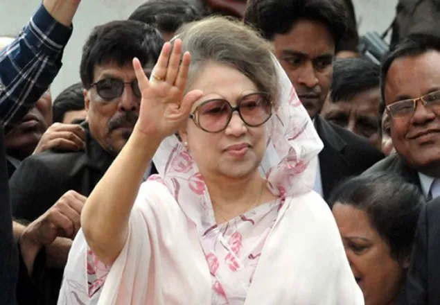 খালেদাকে দুই মামলায় হাজির করতে আদালতের নির্দেশ