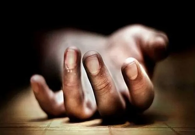 এক প্রেমিকের জন্য দুই প্রেমিকার আত্মহত্যা