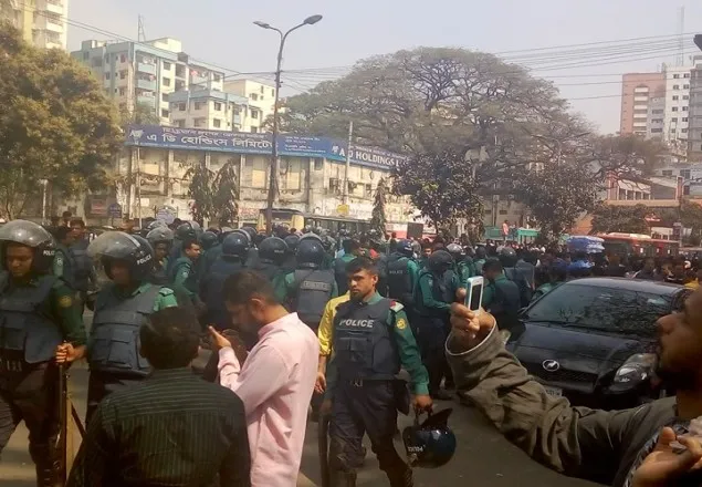 পুলিশের অনুরোধে অনশন ভাঙলো বিএনপি