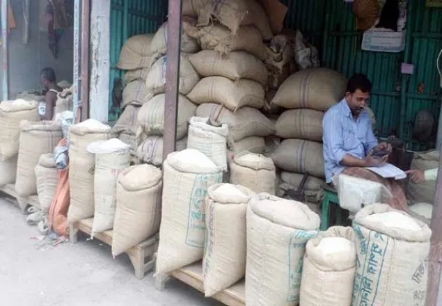 চালের বাজারে চালবাজি!