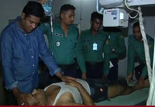 চট্টগ্রামে পুলিশ চেকপোস্টে এসআই গুলিবিদ্ধ 